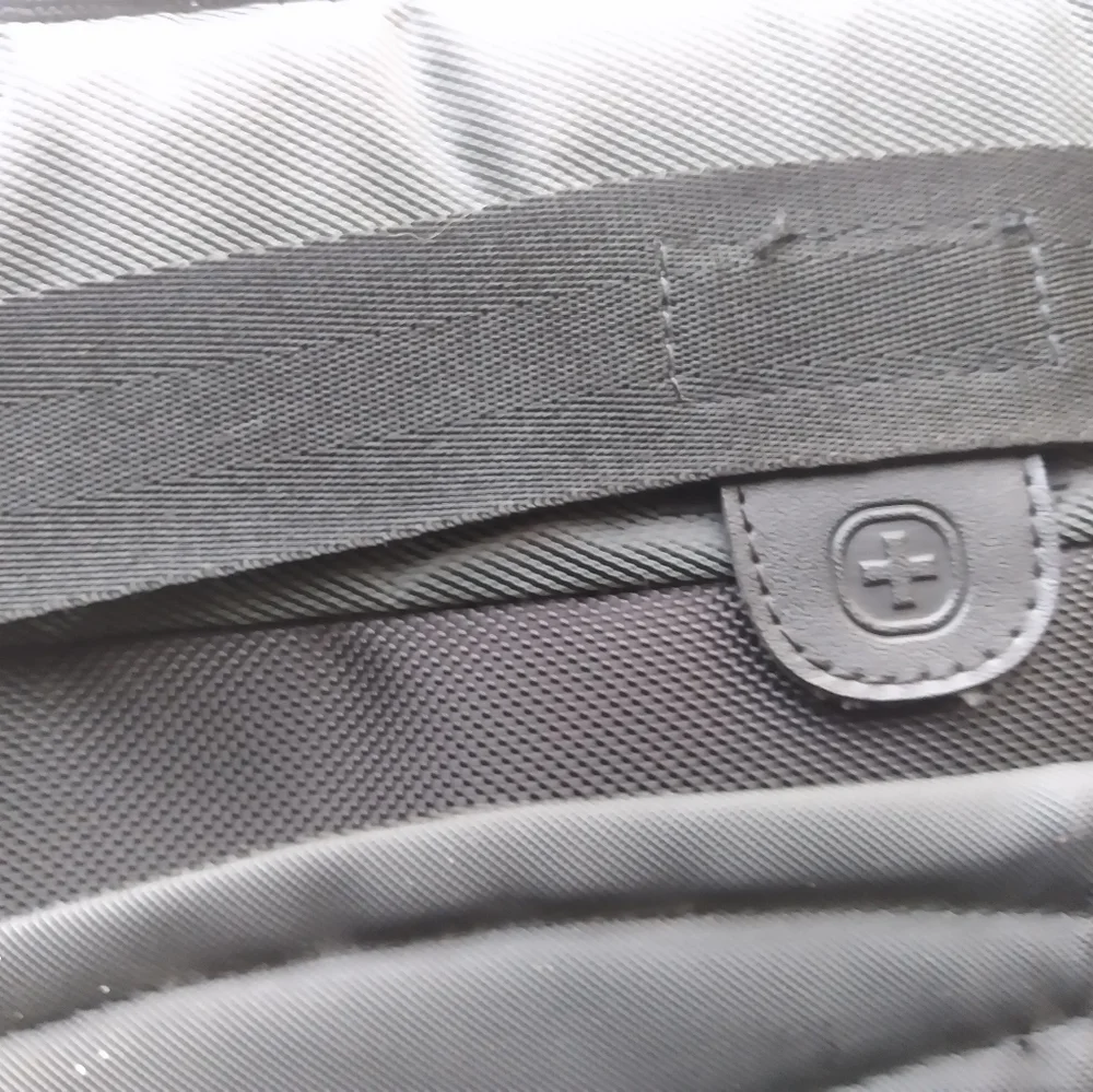 SwissGear Black Laptop Bag 18